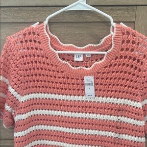 GAP Coral and White Open-Knit Scoop Crew Sweater